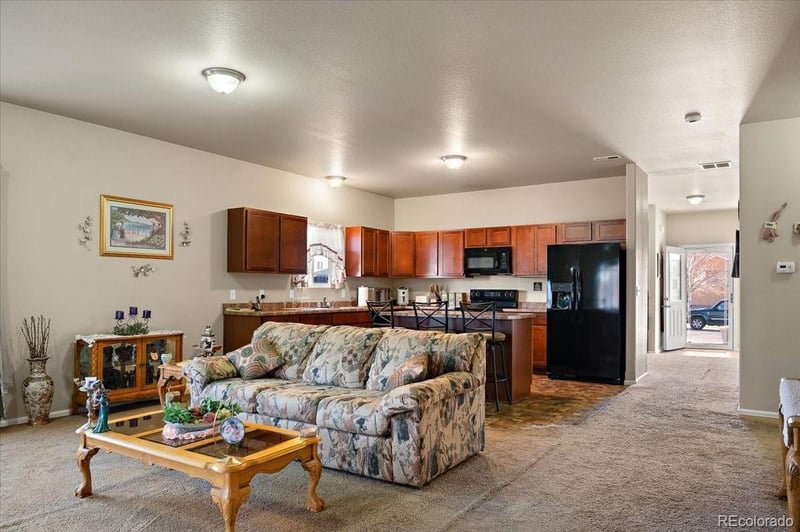 3319 Fox Den Ct, Pueblo, CO 81005