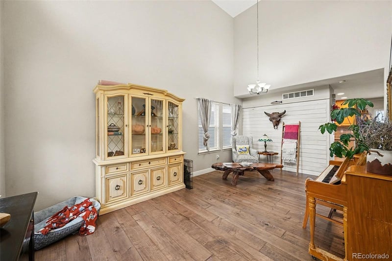 5965 Raleigh Cir, Castle Rock, CO 80104