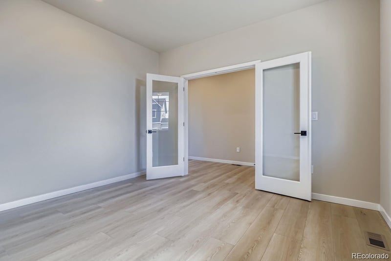 5572 Stone Harbor Dr, Elizabeth, CO 80107