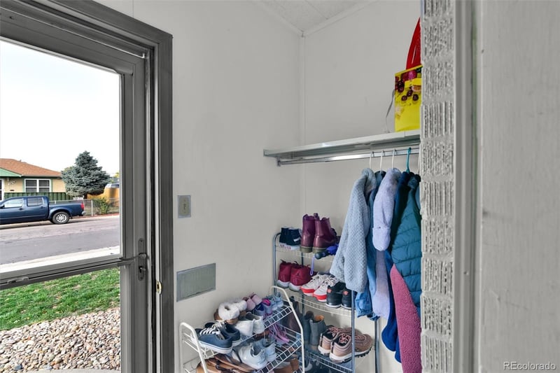 7050 Alan Dr, Denver, CO 80221