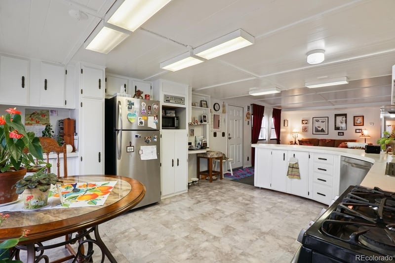 3405 Sinton Rd, Colorado Springs, CO 80907