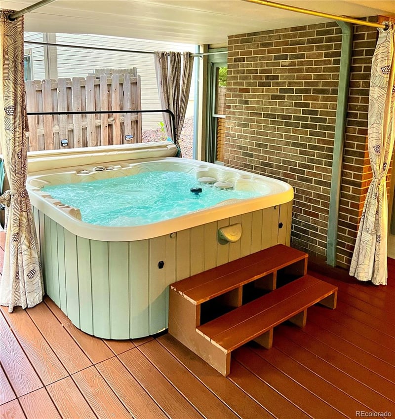 11809 Harvard Ave, Aurora, CO 80014