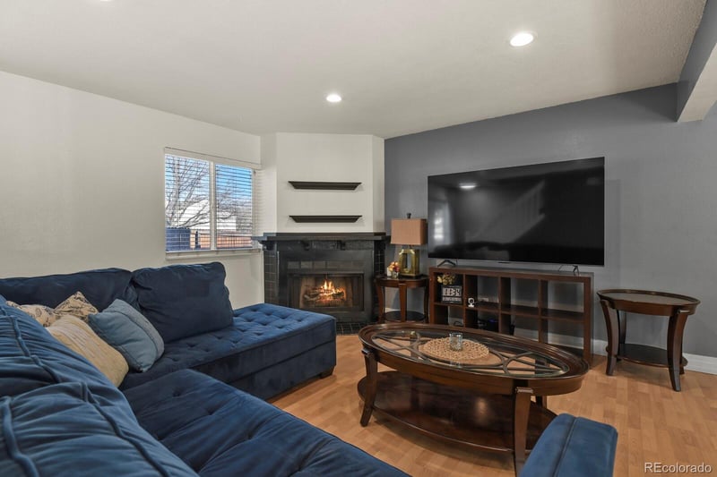 15660 Mexico Ave, Aurora, CO 80017