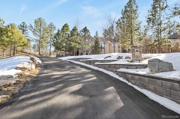 620 Cumberland Rd, Larkspur, CO 80118