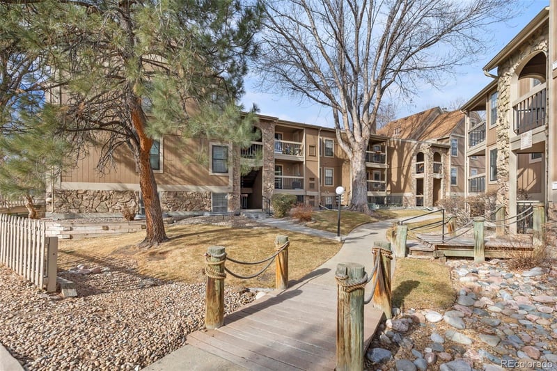 10970 Florida Ave #217, Lakewood, CO 80232