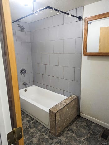 2306 1 St St, Loveland, CO 80537