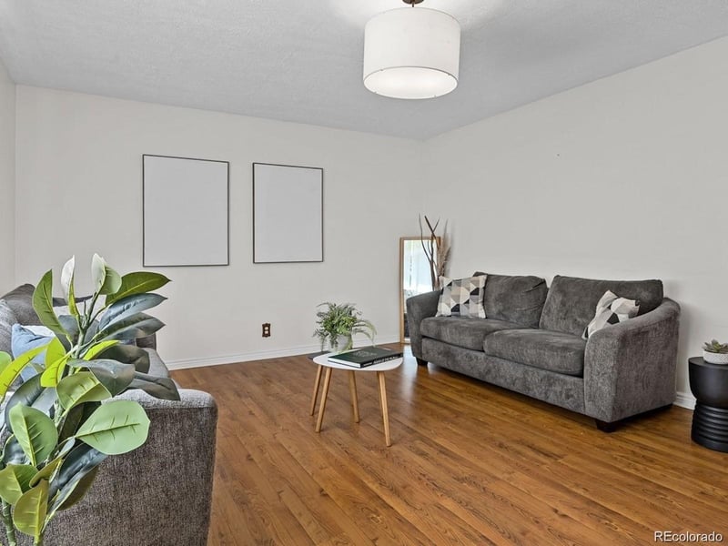 403 Emporia St, Aurora, CO 80010