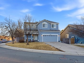 22286 Belleview Ln, Aurora, CO 80015