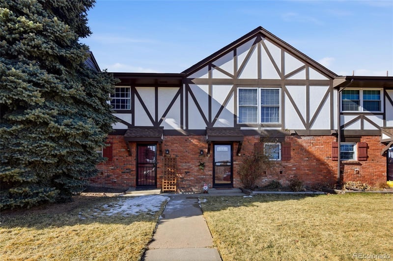 3825 Monaco Pw #113, Denver, CO 80237