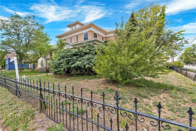 107 4th Ave, Brighton, CO 80601