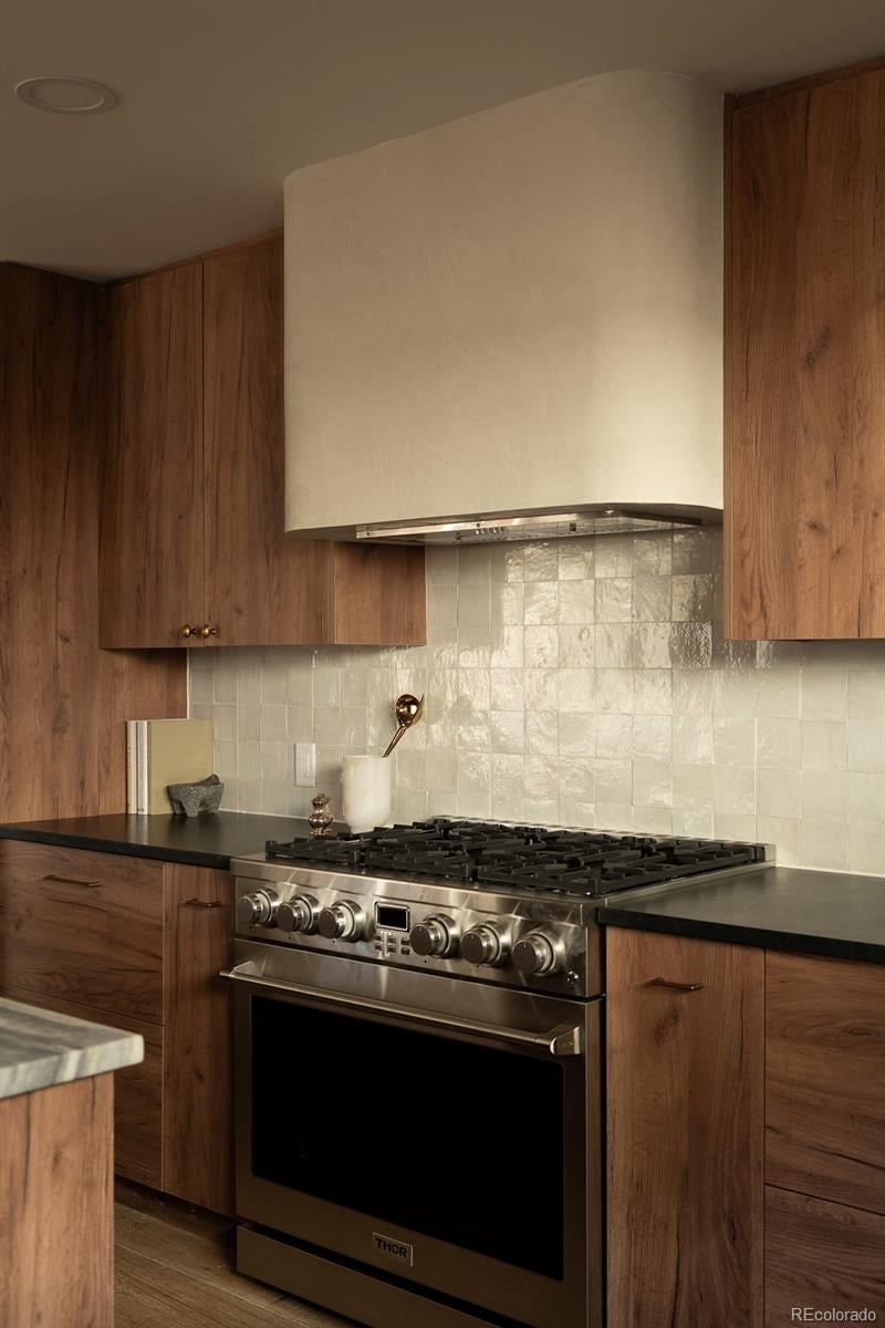 2920 York St, Denver, CO 80210