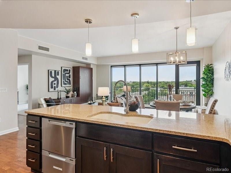 2990 17th Ave #1103, Denver, CO 80206