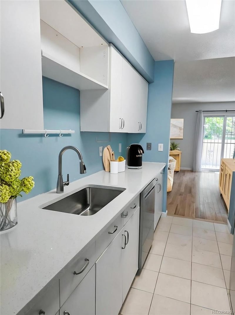 1060 Parker Rd #9, Denver, CO 80231