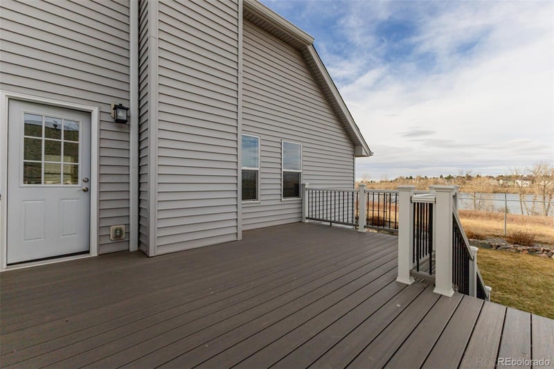 18373 Union Dr, Aurora, CO 80015