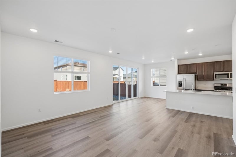 4667 Short Horn Dr, Johnstown, CO 80534