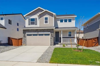 4667 Short Horn Dr, Johnstown, CO 80534