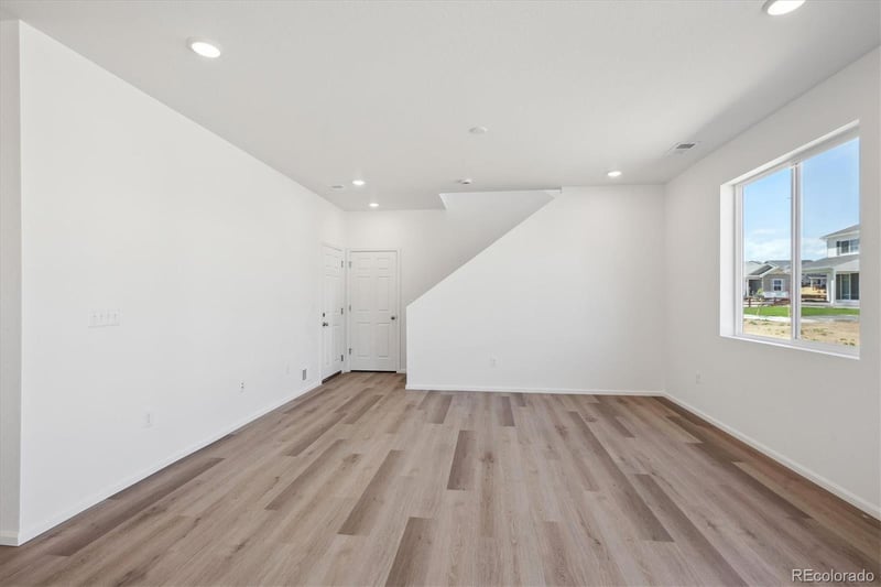 4667 Short Horn Dr, Johnstown, CO 80534