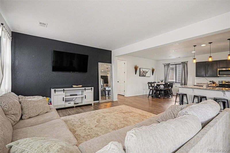 9862 Reunion Pw, Commerce, CO 80022