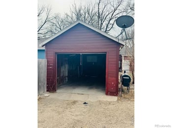 320 Denver St, Sterling, CO 80751