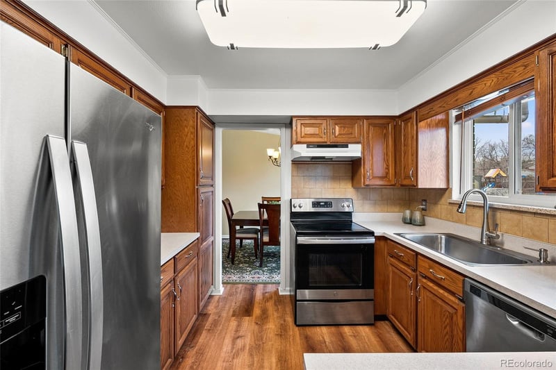 12398 70th Ave, Arvada, CO 80004