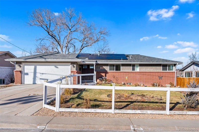 9539 Grandview Ave, Arvada, CO 80002
