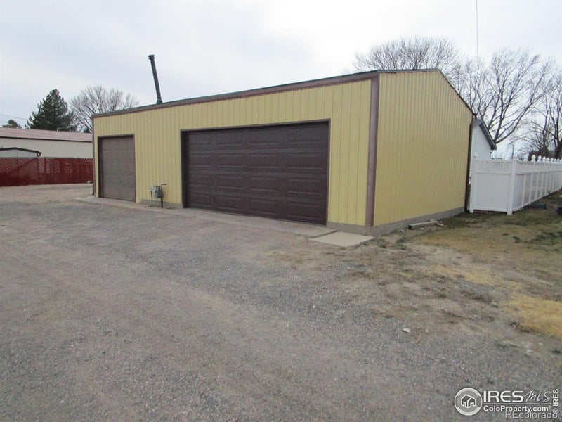 870 13th St, Burlington, CO 80807