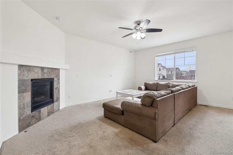 25819 Bayaud Ave, Aurora, CO 80018