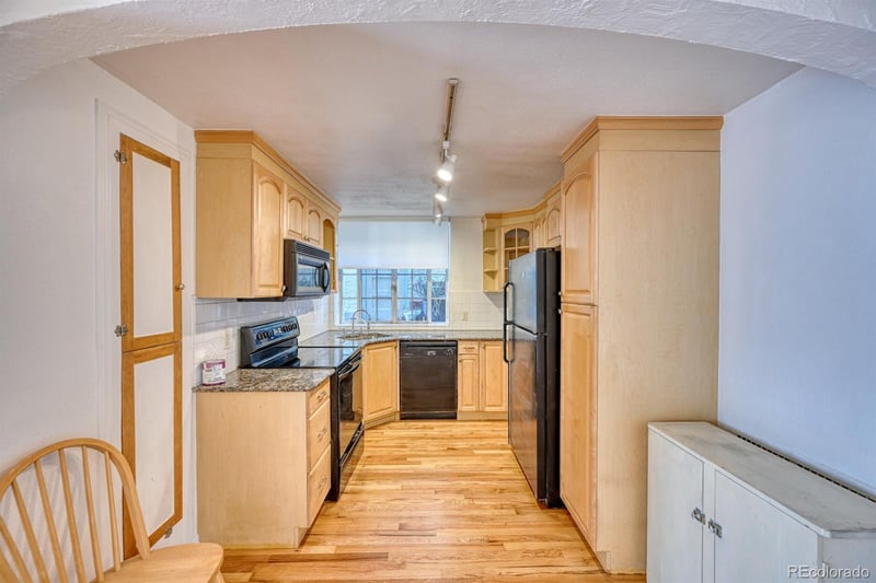 485 S Logan St #16, Denver, CO 80209