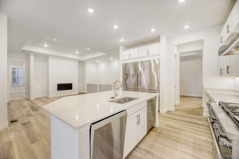 15443 Dequesne Ave, Morrison, CO 80465