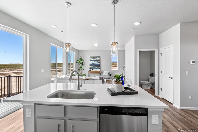 46593 Sunflower Ln, Bennett, CO 80102