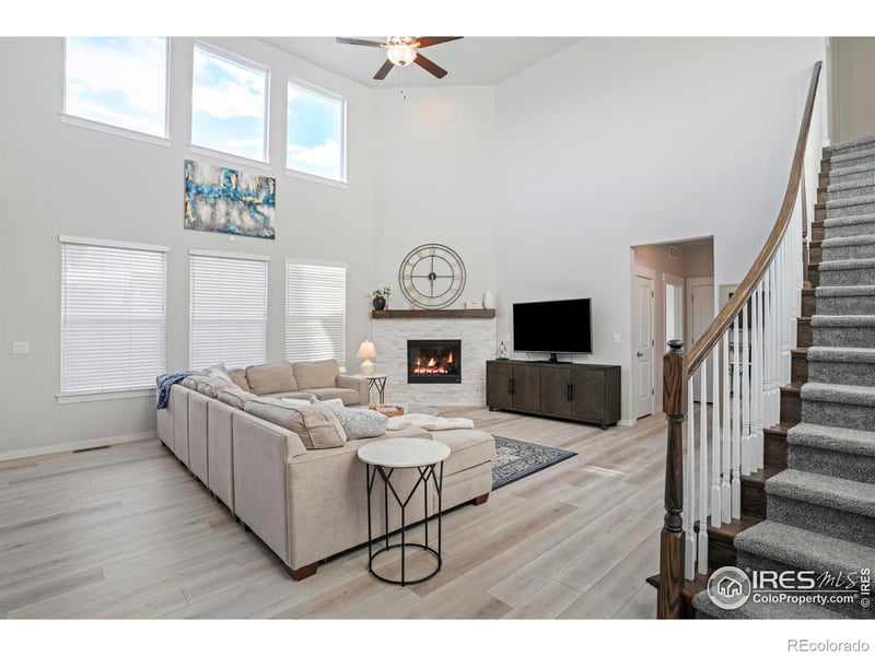 2144 Setting Sun Dr, Windsor, CO 80550