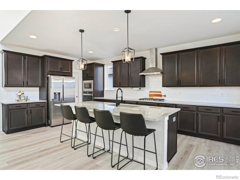 2144 Setting Sun Dr, Windsor, CO 80550