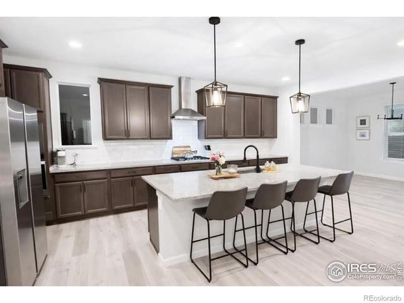 2144 Setting Sun Dr, Windsor, CO 80550