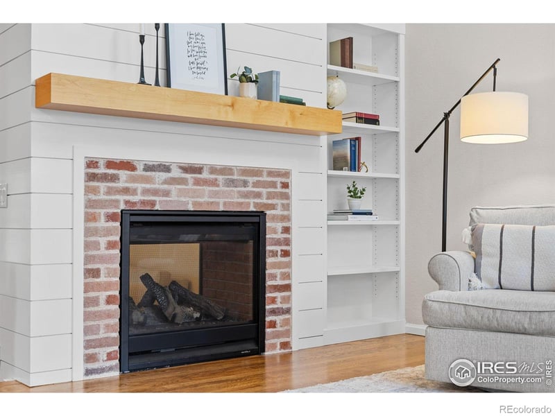 315 Lodgewood Ln, Lafayette, CO 80026