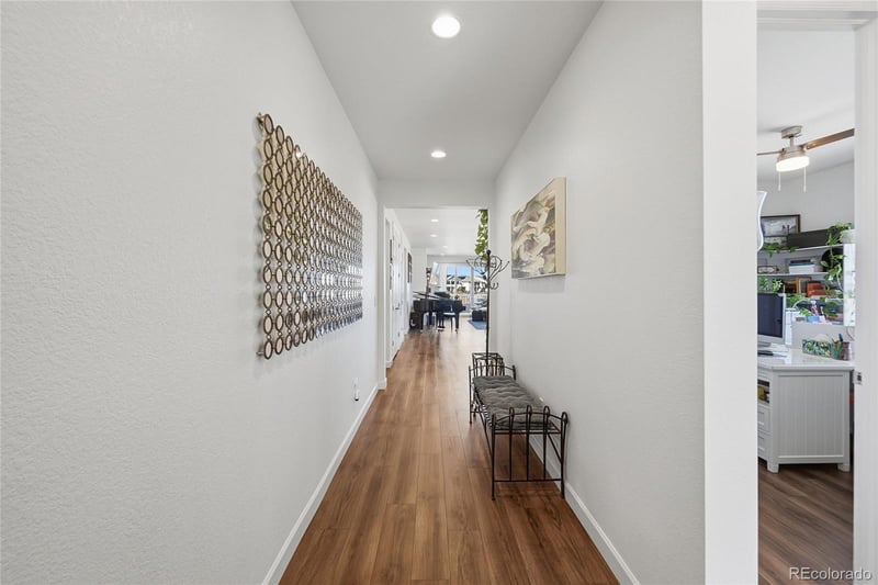 22601 Narrowleaf Cir, Aurora, CO 80016