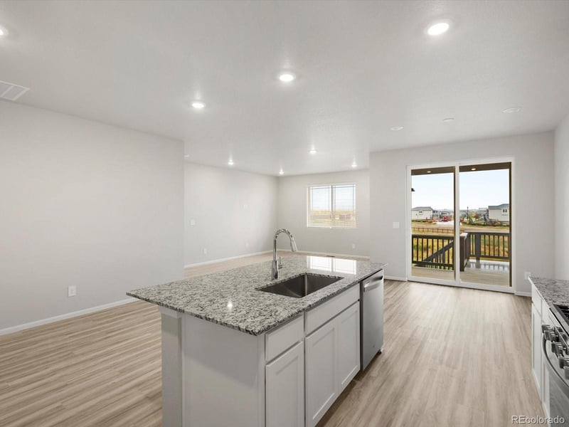 17598 90th Pl, Commerce City, CO 80022