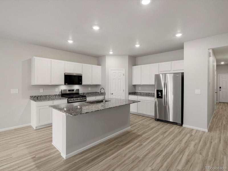 17598 90th Pl, Commerce, CO 80022