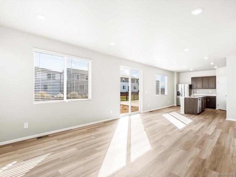 4674 Sugarcane St, Johnstown, CO 80534