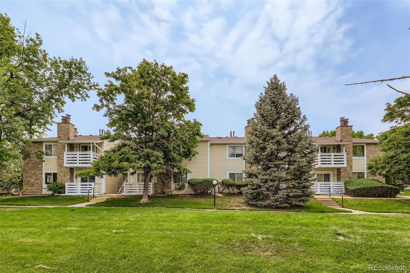 8555 Fairmount Dr #A104, Denver, CO 80247