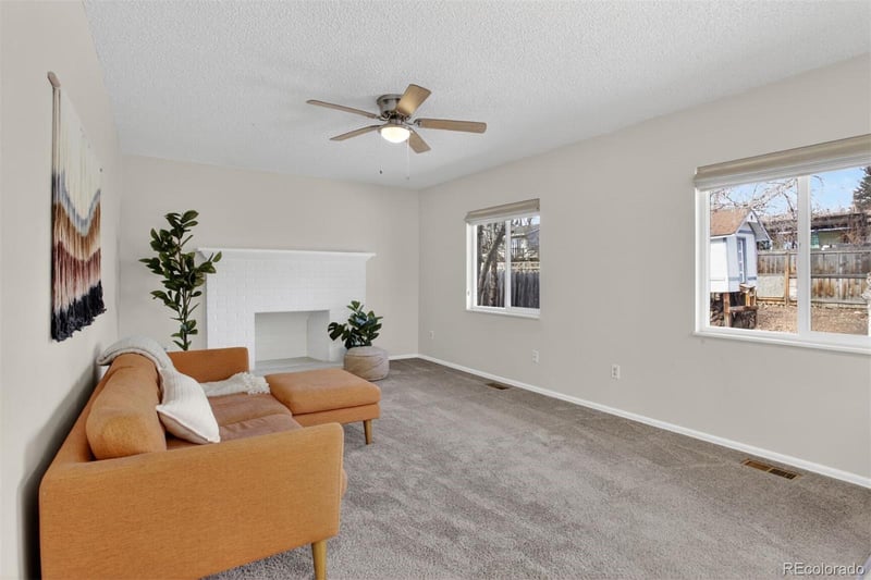 906 Harrison Dr, Lafayette, CO 80026