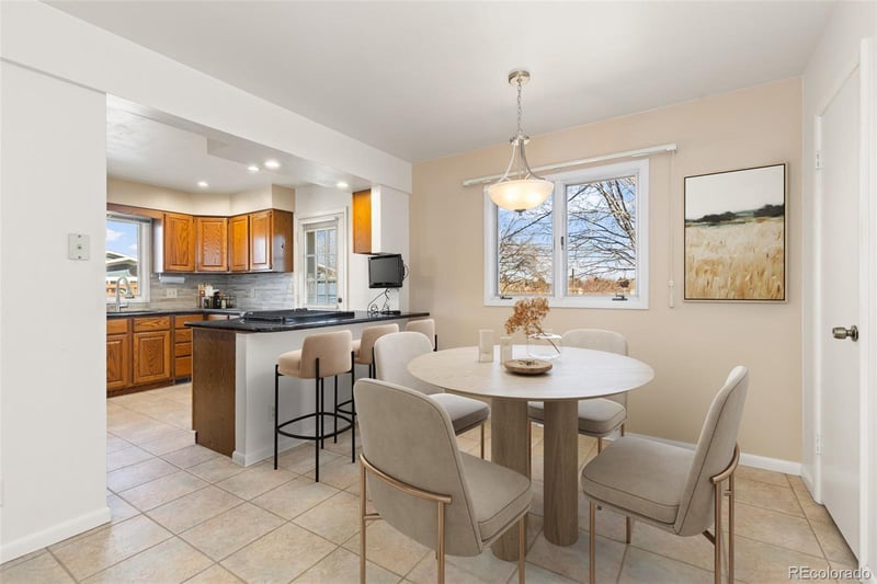 2318 Sunset Ln, Greeley, CO 80634