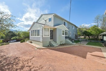 1055 18th St, Colorado Springs, CO 80904