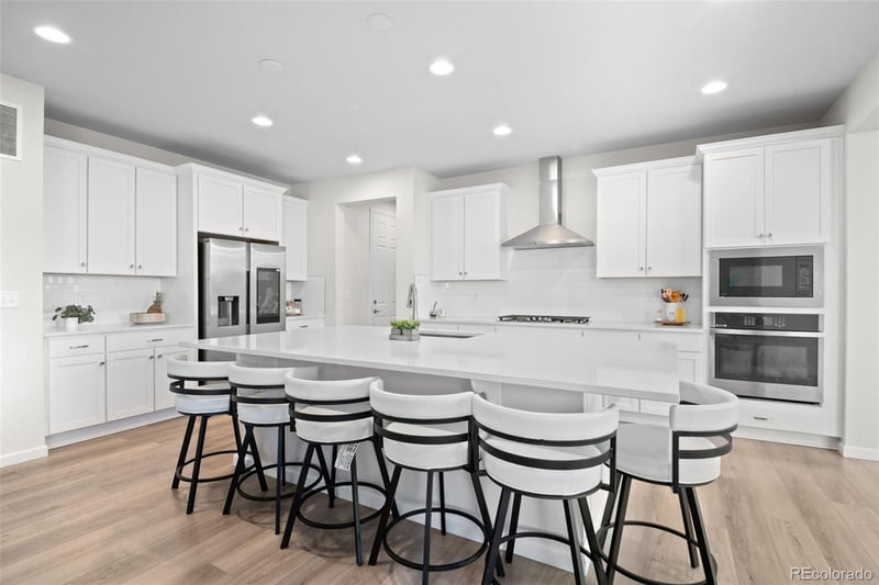 3888 Grand Baker St, Aurora, CO 80019