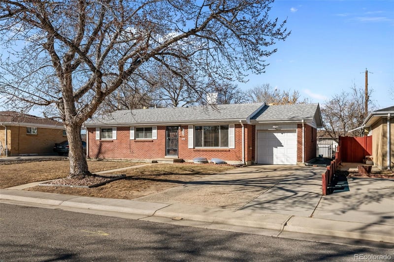 3219 Uvalda St, Aurora, CO 80011