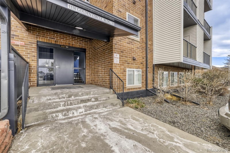 1150 Golden Cir #108, Golden, CO 80401