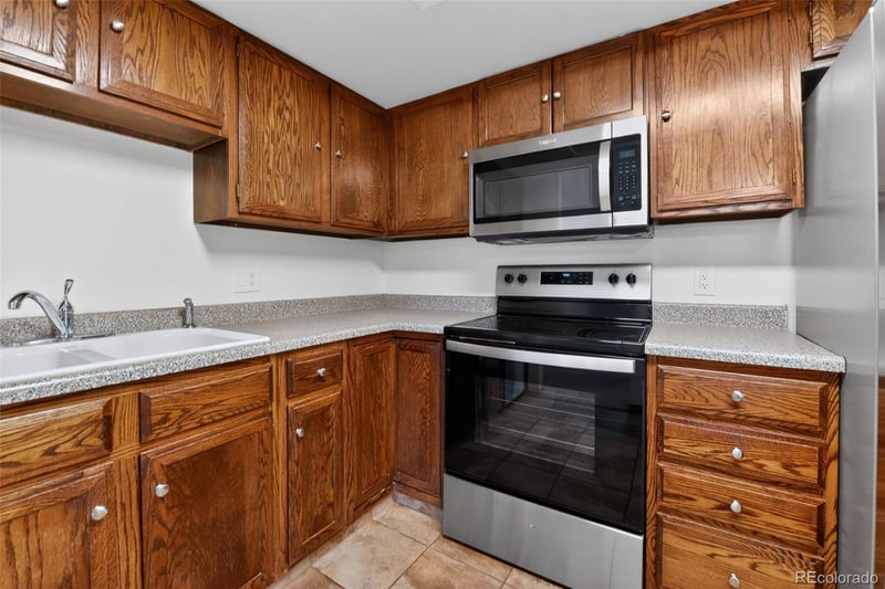 14001 Marina Dr #606, Aurora, CO 80014