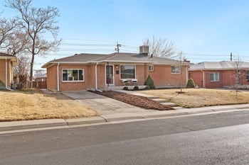 7426 Skyline Dr, Westminster, CO 80030