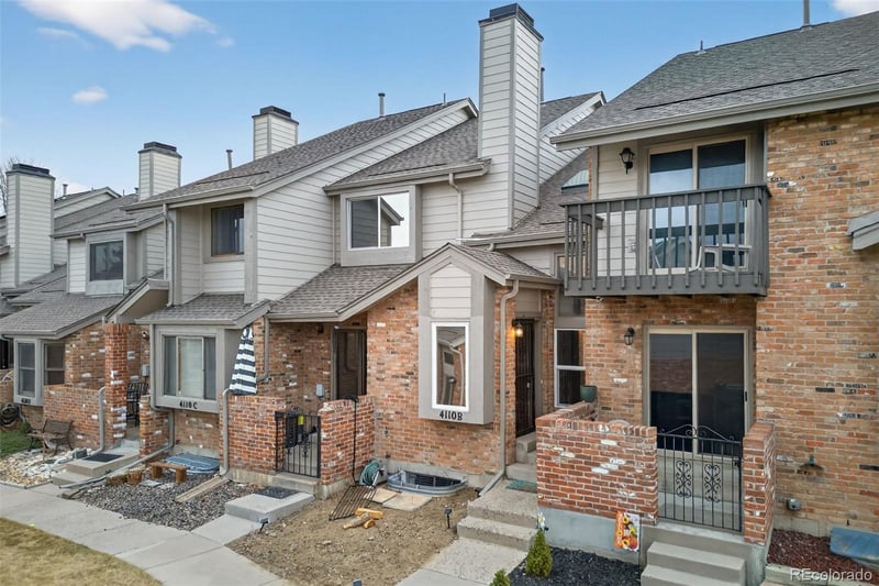 4110 Evanston Cir #B, Aurora, CO 80014