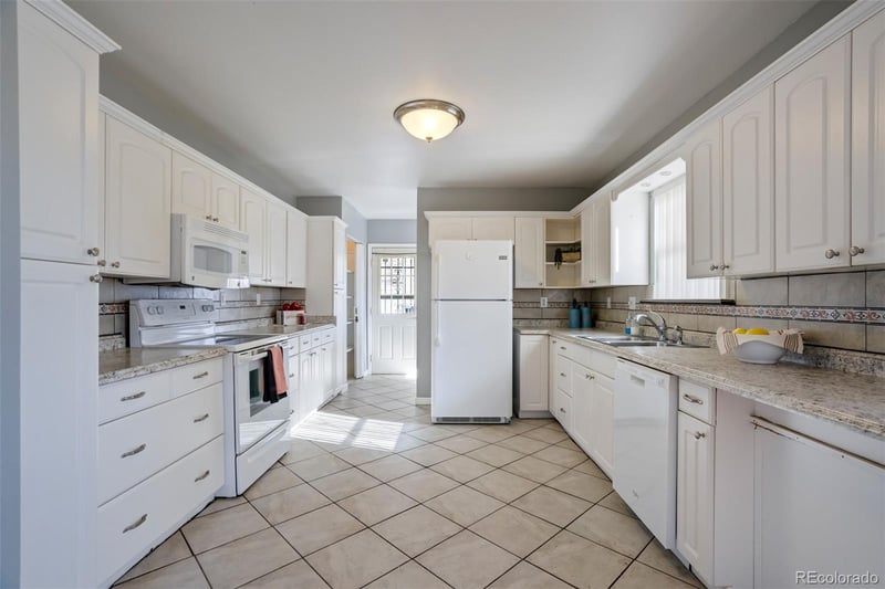 1290 5th St, Limon, CO 80828