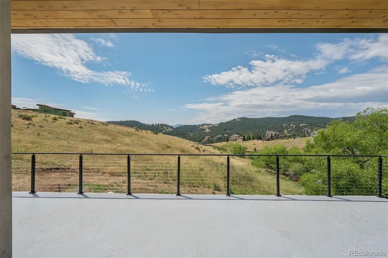 545 Strada Rossa Rd, Golden, CO 80401